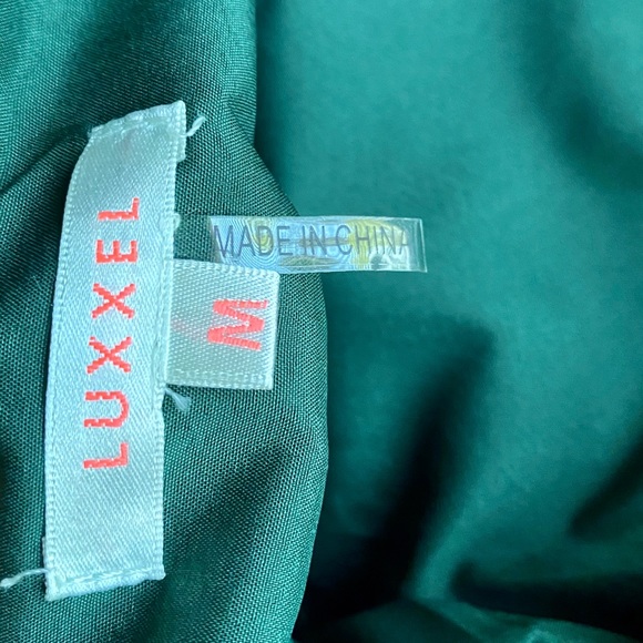 Emerald Green Satin Dress! - Picture 7 of 7